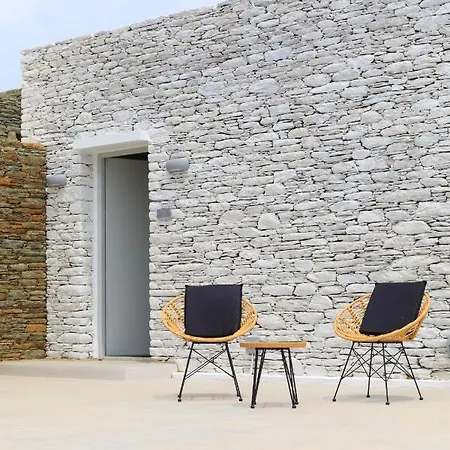 Iliades Luxury Boutique Batsi (Andros)