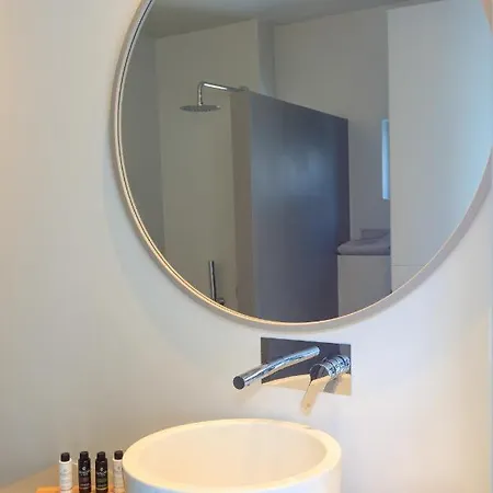 Iliades Luxury Boutique Batsi