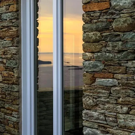 Iliades Luxury Boutique Batsi (Andros)