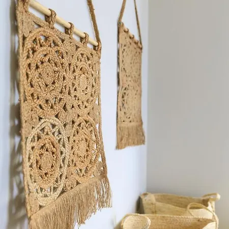 Iliades Luxury Boutique * Batsi